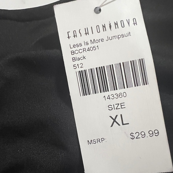 Lace up jumpsuit - Picture 2 of 2